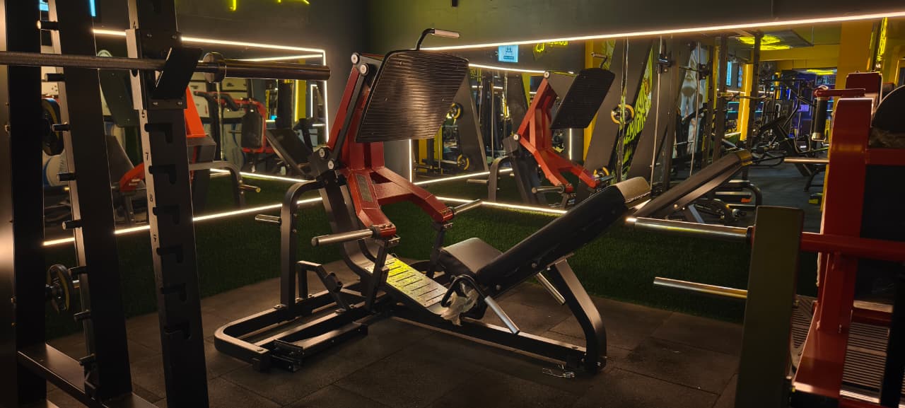 SM Fitness gym interior 6