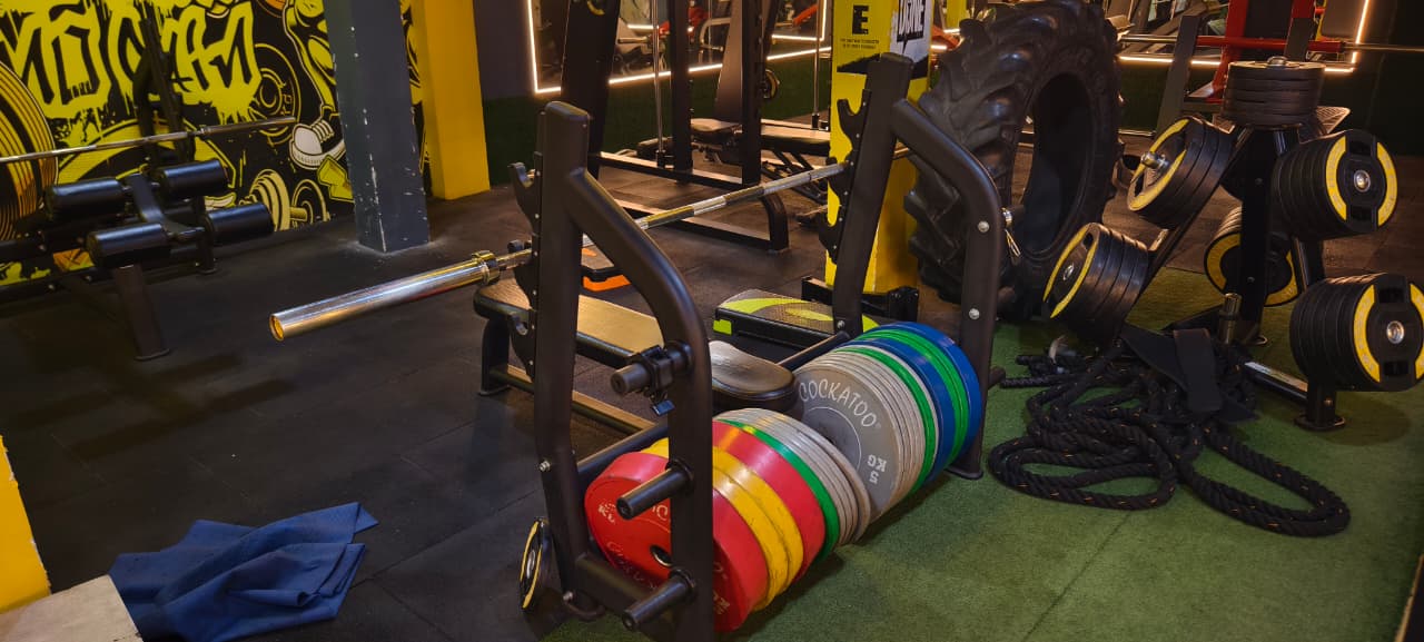 SM Fitness gym interior 9