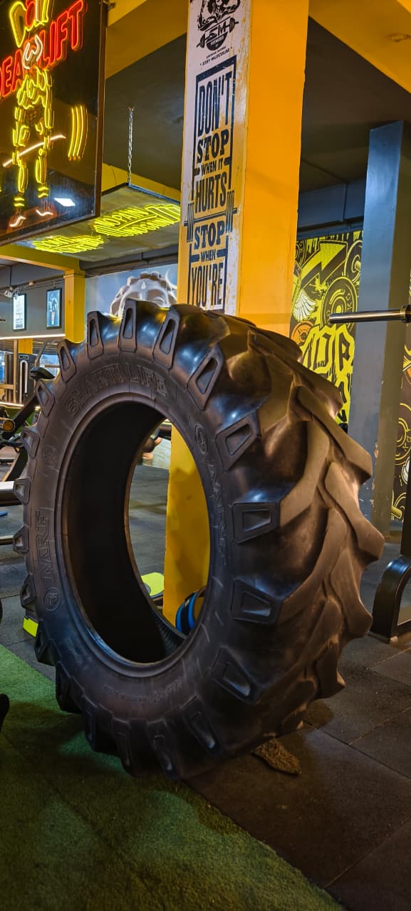 SM Fitness gym interior 2